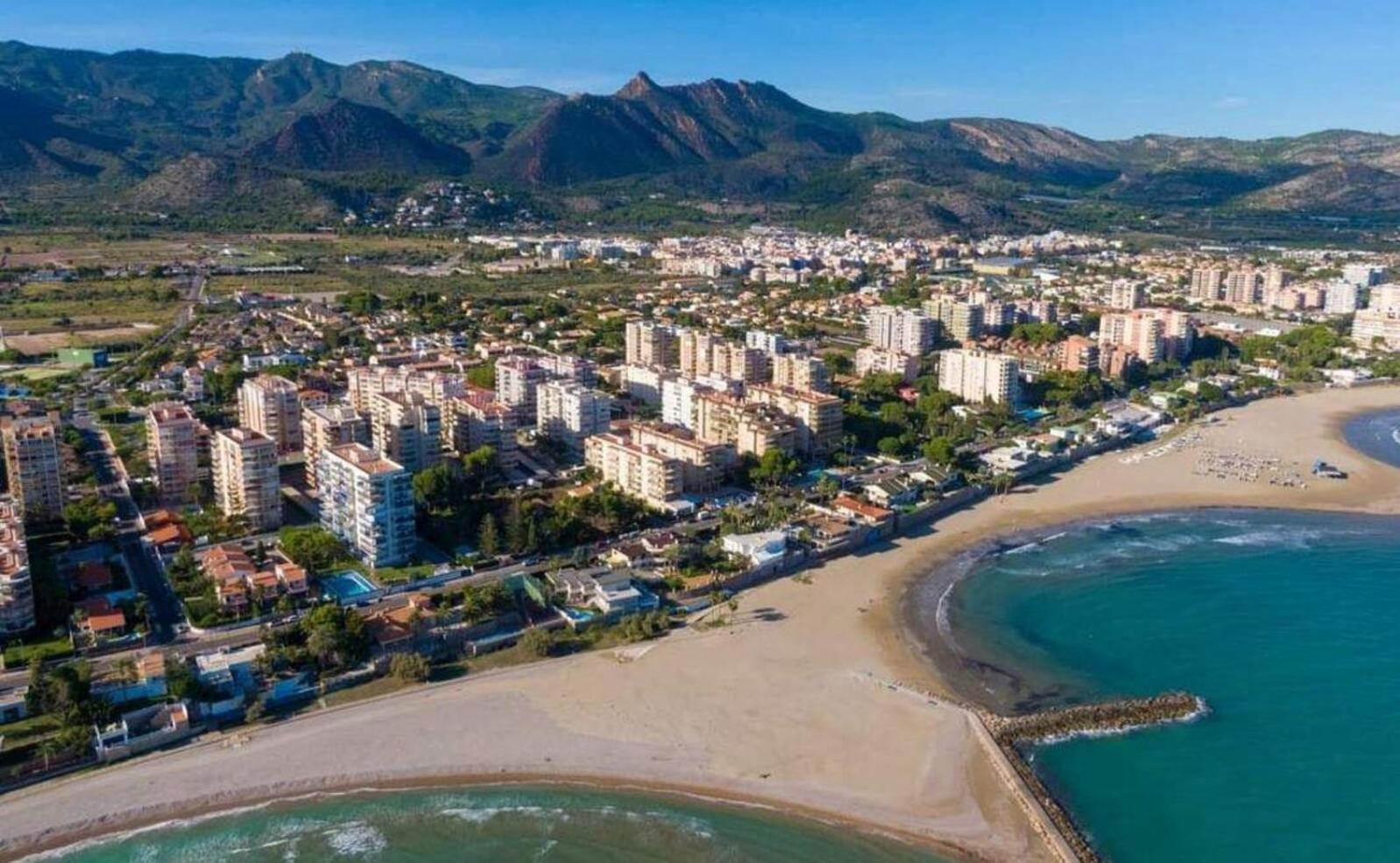Nuevo Apartamento Moderno En Benicasim Con Terraza Y A Minutos De La Playa Benicàssim Exterior foto